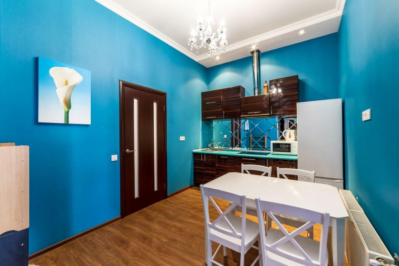 Stylish Apartment With A Balcony Overlooking The Park Odessa Eksteriør billede