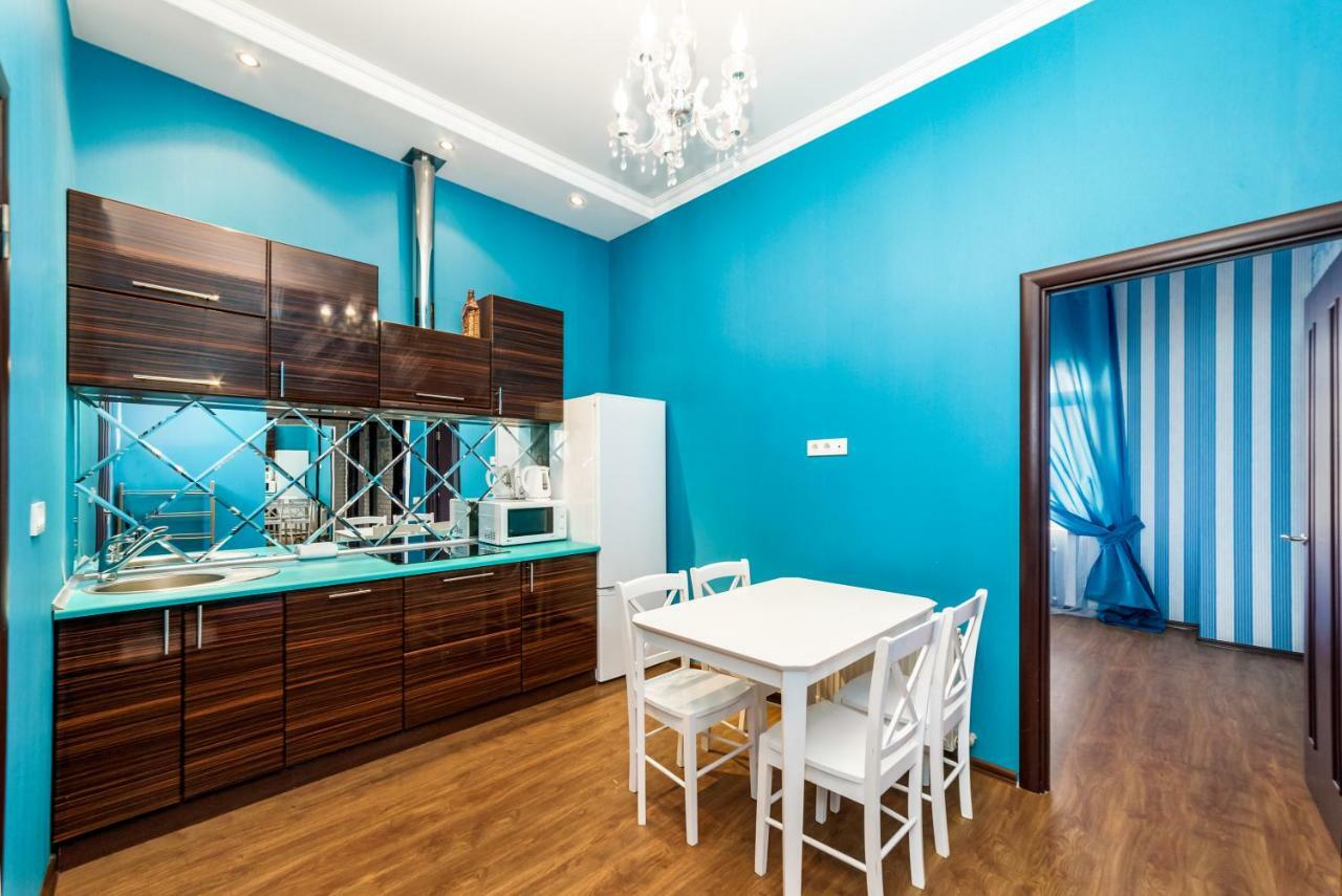 Stylish Apartment With A Balcony Overlooking The Park Odessa Eksteriør billede